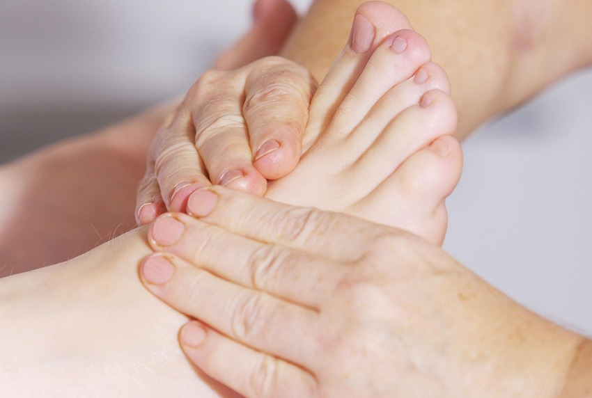 head shoulder massage